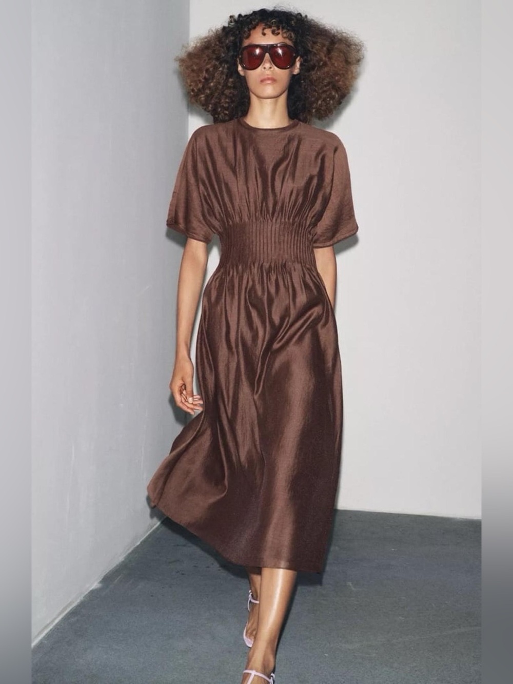 NWT Zara brown pleated waist midi dress, L